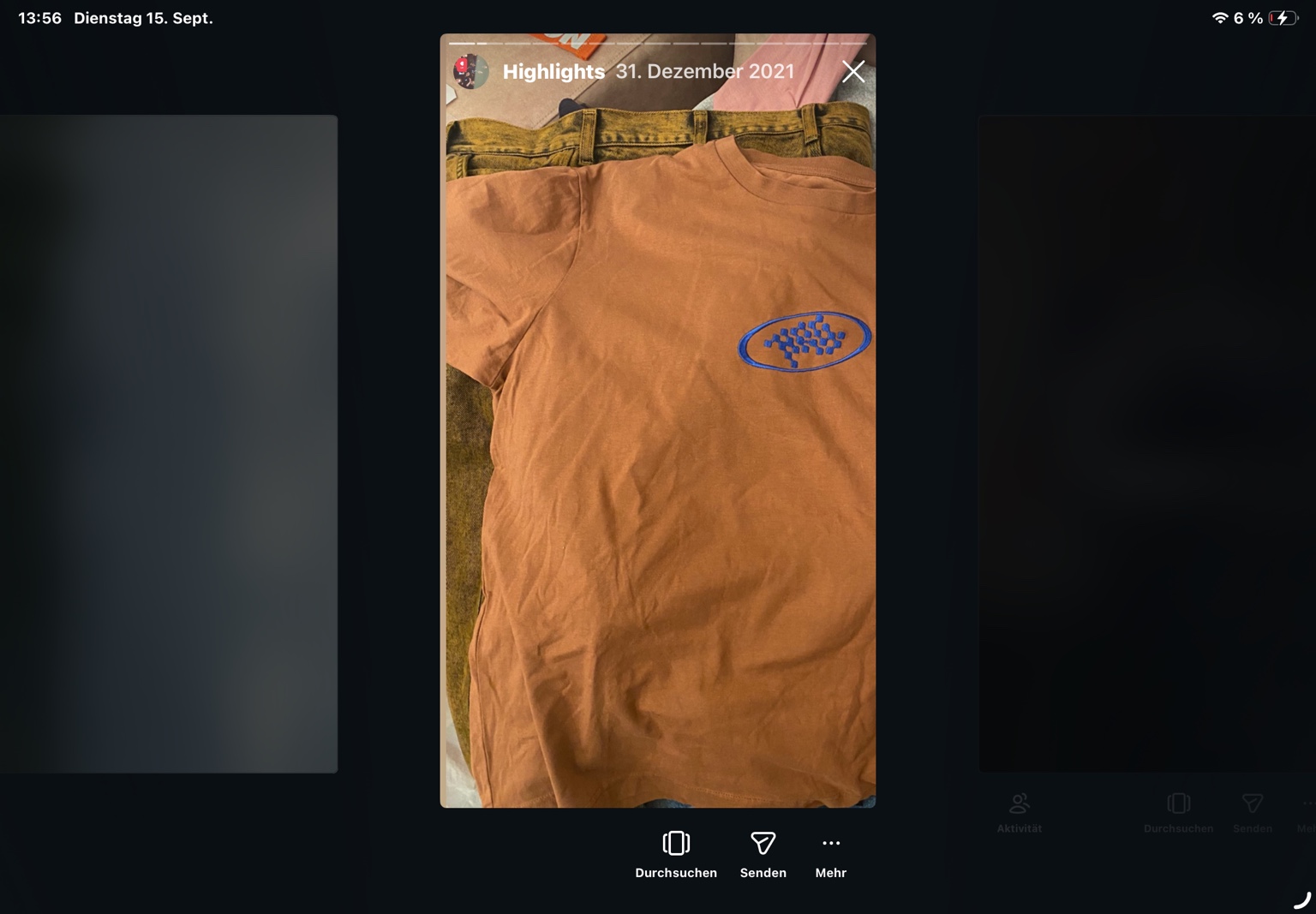 Braunes NRG T-Shirt mit blauem Motiv